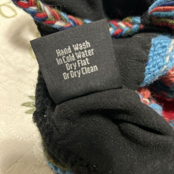 Lost Horizons Wool Floral Fair Isle Beanie Winter Hat Ear Flaps Women's One Size - Picture 8 of 9